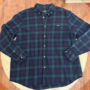 Men’s vineyard vines Christmas plaid shirt size XL